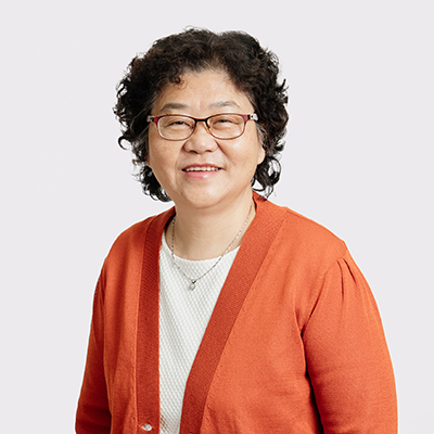 Dr Amy (Qiu-Man) Zhao